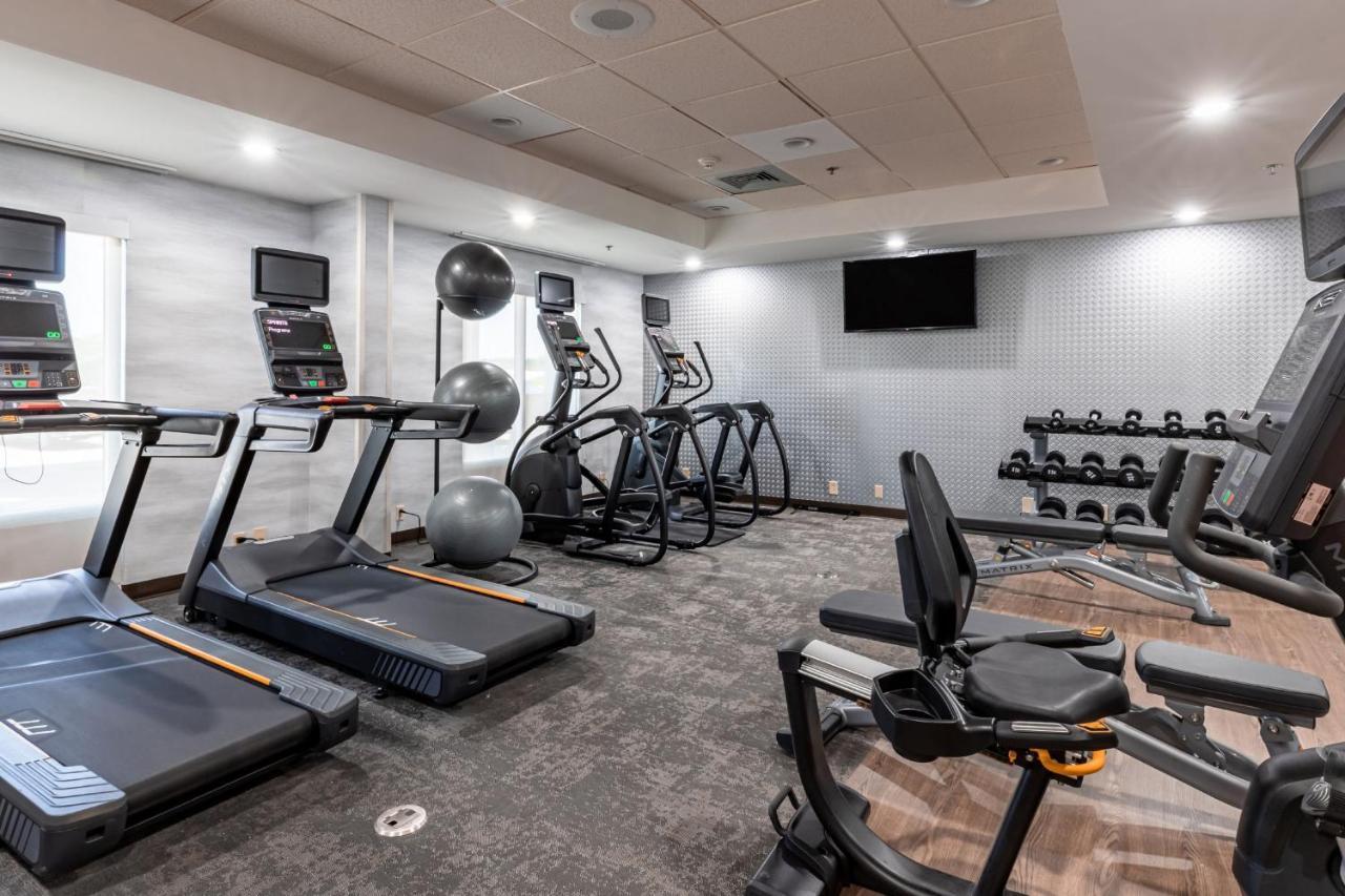 Fairfield By Marriott West Hotel 3*